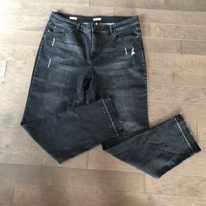 Tribal Jeans Girlfriend in Black with raw hem size 16